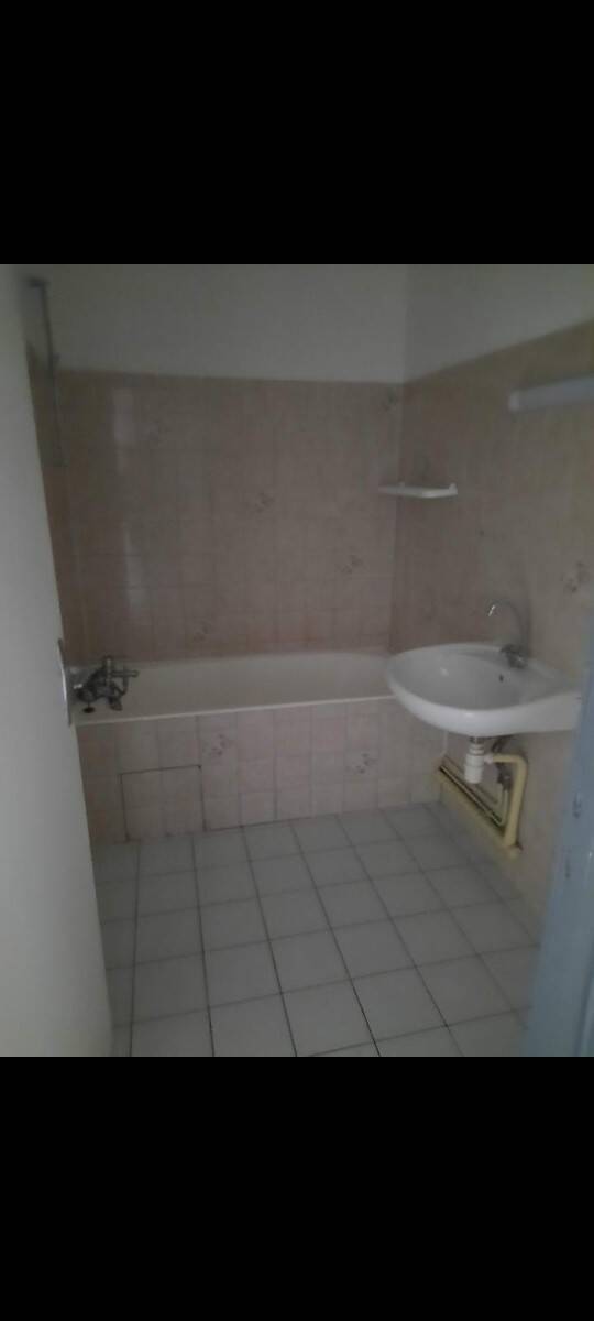 Maison à louer, 502m², VENISSIEUX
