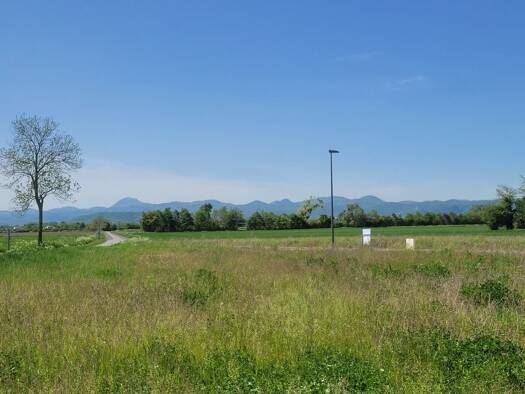 Terrain constructible viabilisé à vendre 116 000 € 864 m² de terrain Clerlande 63720