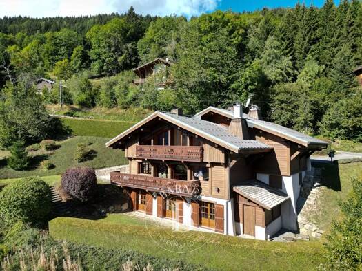 Chalet à vendre 2 950 000 € 6 pièces 5 chambres 303 m² 1 191 m² de terrain Saint-Gervais-les-Bains 74170