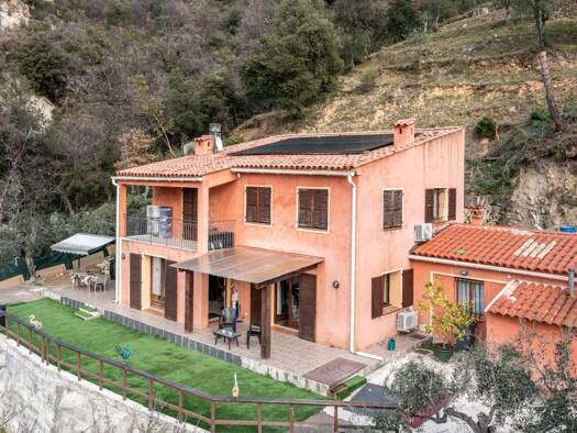 Maison à vendre 540 000 € 7 pièces 5 chambres 160 m² 7 760 m² de terrain Saint-Blaise 06670