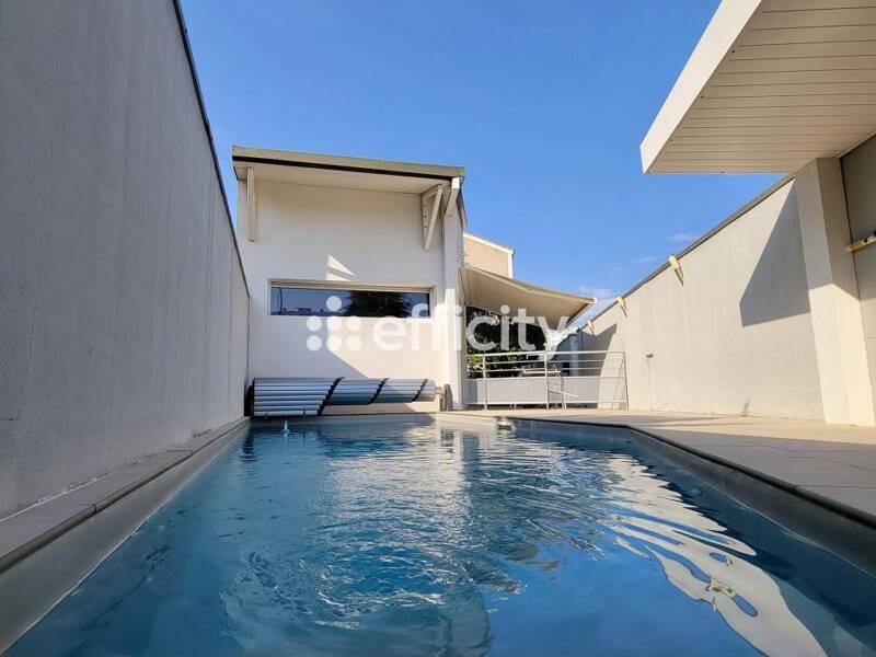 Maison à vendre, 210m², VALENCE