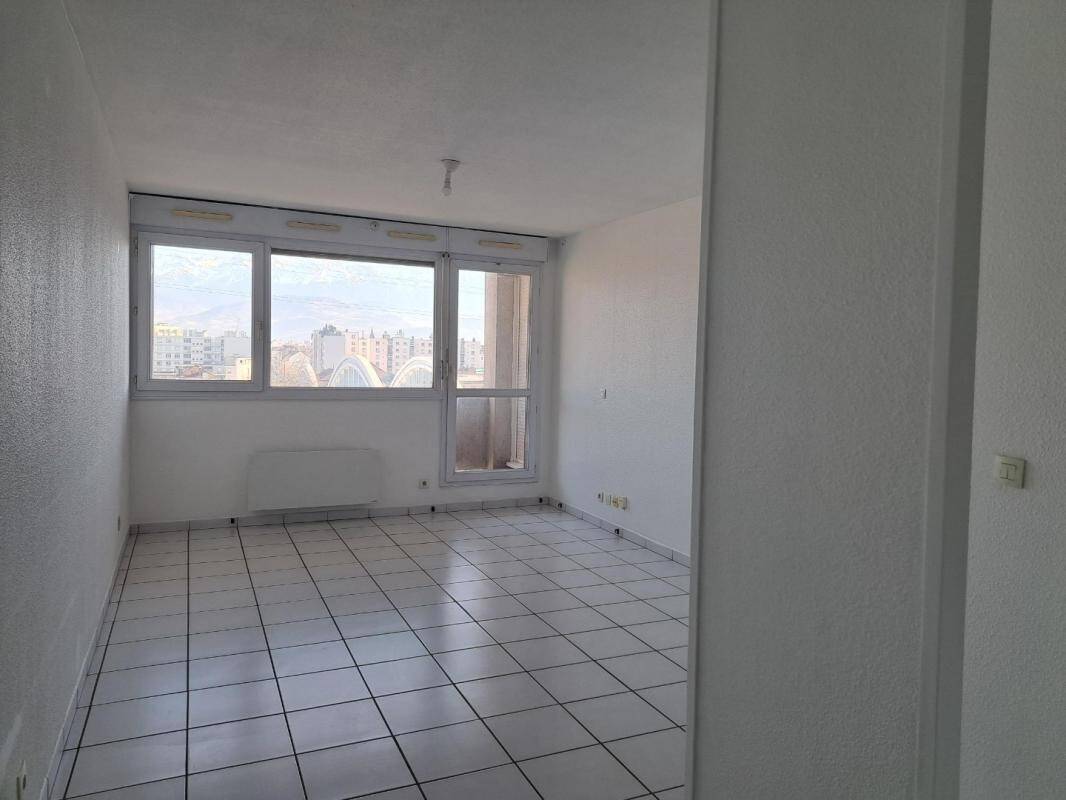 Maison à louer, 48m², FONTAINE