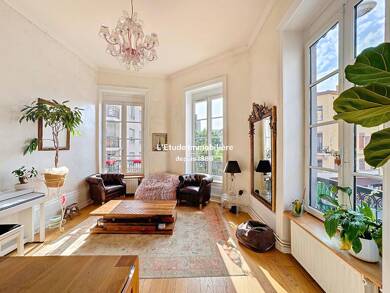 Appartement à vendre 485 000 € 5 pièces 3 chambres 110 m² Étage 1/2 Vaise-Rochecardon-Industrie Lyon 9ème 69009