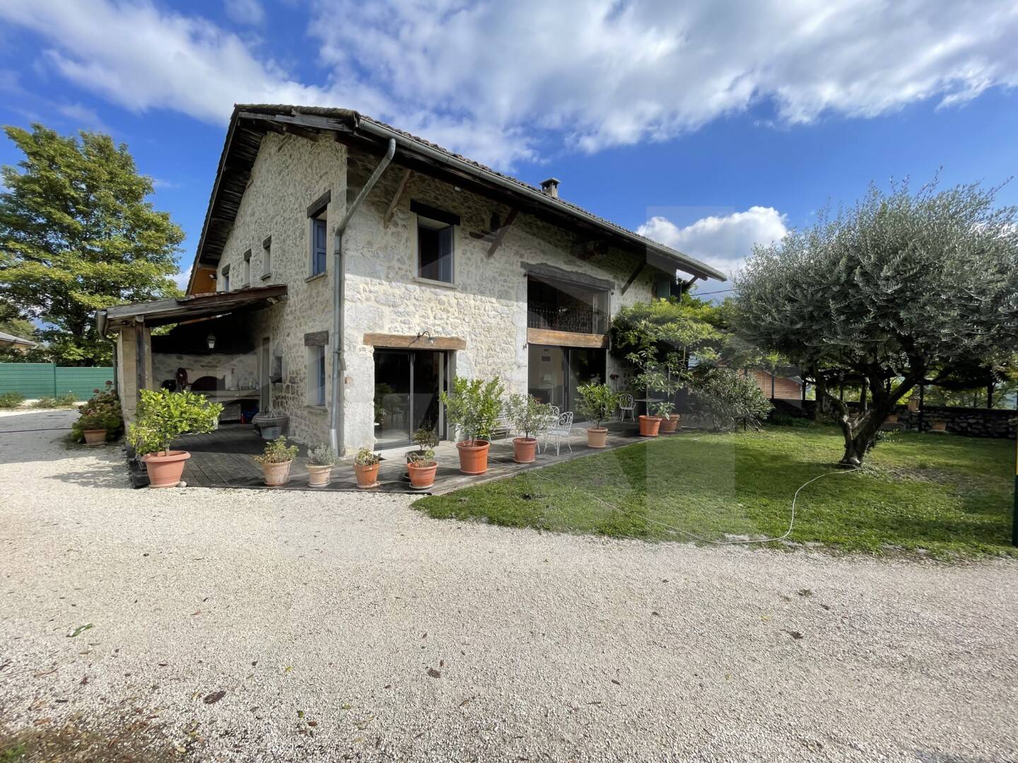 Maison à vendre, 338m², SAINT NAZAIRE LES EYMES
