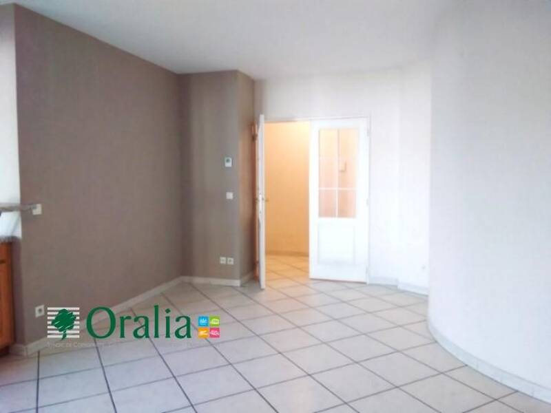 Maison à louer, 74m², LYON 8E