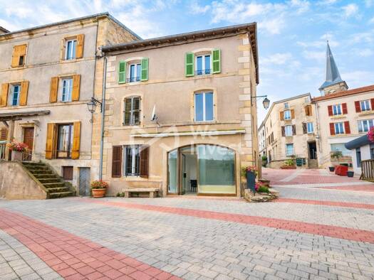 Immeuble à vendre 85 000 € 126 m² La Vôge-les-Bains 88240