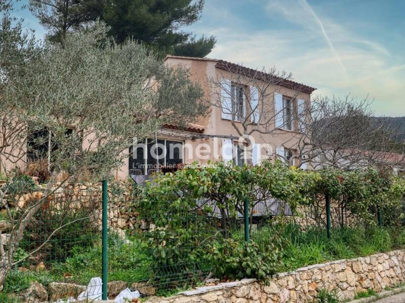 Maison à vendre, 146m², LE REVEST LES EAUX