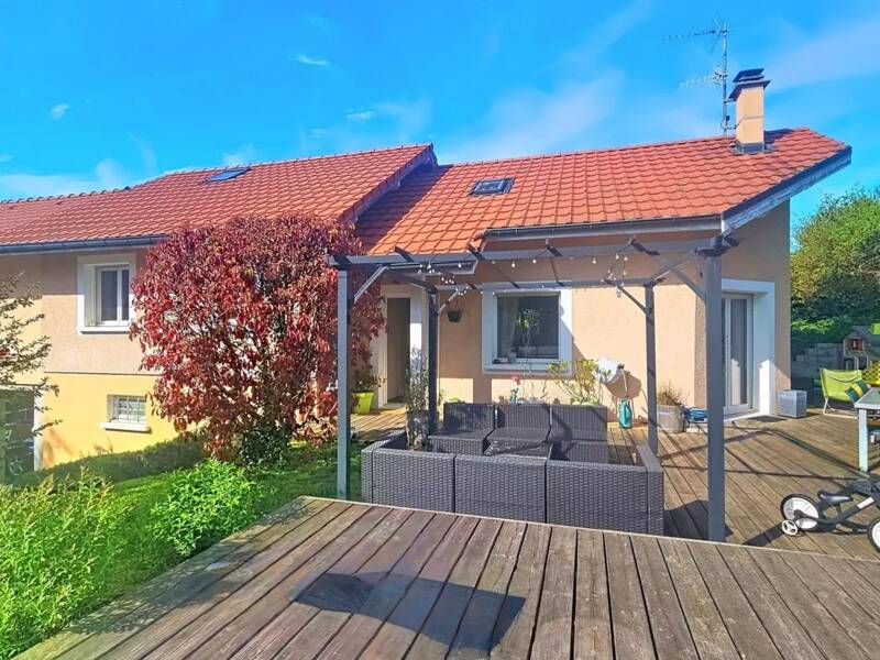 Maison à vendre, 183m², SAINT CERGUES