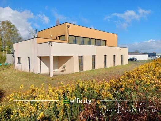 Espace bureau à vendre 358 000 € 297 m² de bureaux Trémuson 22440