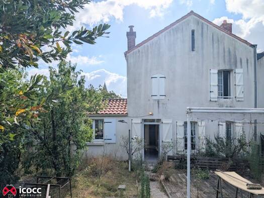 Maison à vendre 154 425 € 6 pièces 3 chambres 113 m² 695 m² de terrain Mareuil-sur-Lay-Dissais 85320