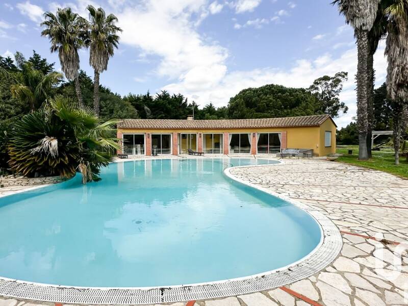 Maison à vendre, 360m², PERPIGNAN