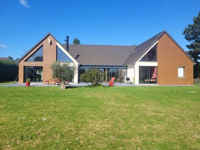 Maison à vendre, 280m², SAINT NOM LA BRETECHE