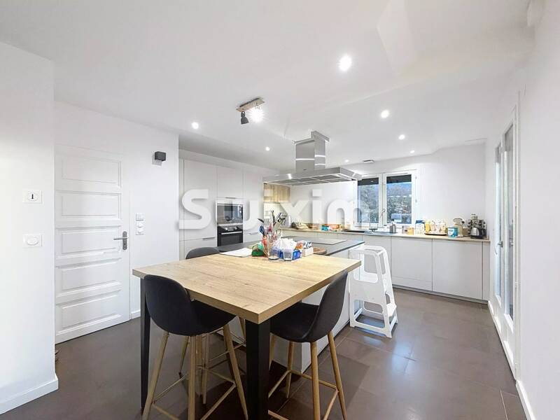 Maison à vendre, 280m², ECHENEVEX