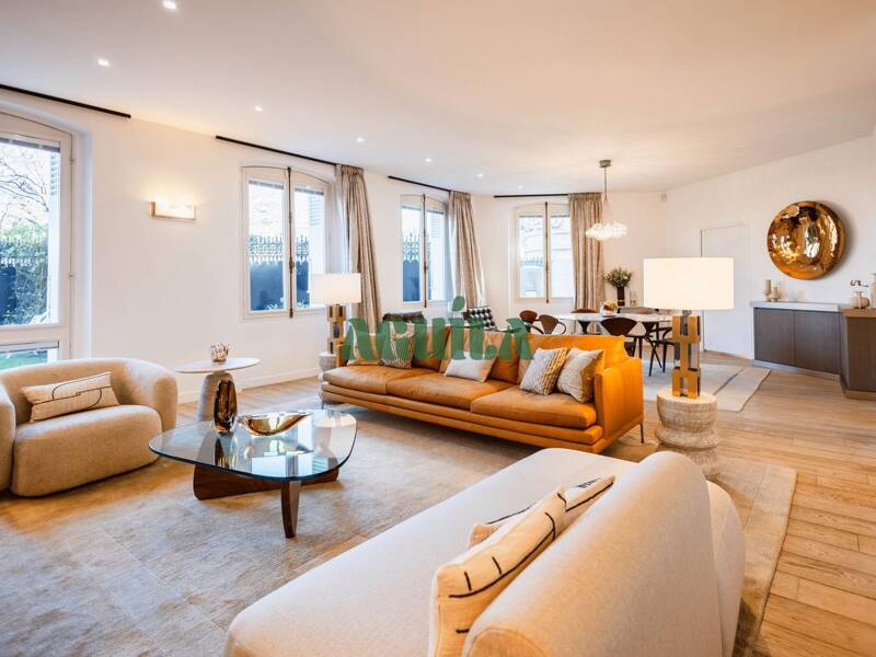 Maison à louer, 160m², PARIS 16E