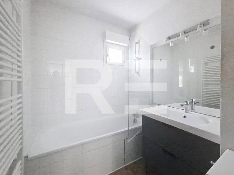 Maison à louer, 68m², NIMES