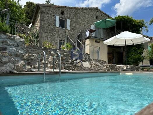 Maison à vendre 229 000 € 5 pièces 4 chambres 113 m² 1 400 m² de terrain St Cierge la Serre 07800