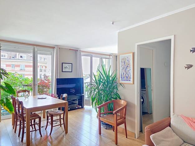 Appartement à vendre 450 000 € 4 pièces 2 chambres 66,7 m² Dernier étage, Étage 5/5 Robinson Sceaux 92330