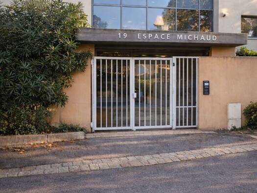 Espace bureau à vendre 420 000 € 184,36 m² de bureaux La Cabucelle Marseille 15ème arrondissement 13015