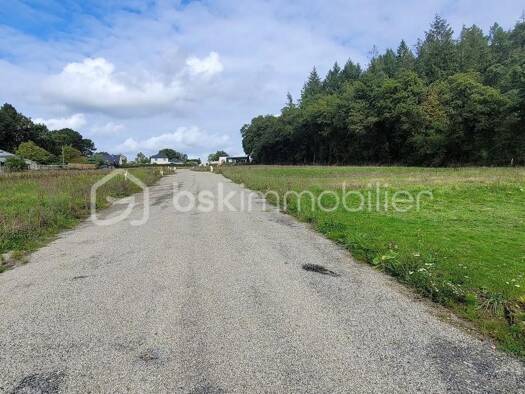Terrain constructible viabilisé à vendre 66 000 € 652 m² de terrain Villages Sud Ploërmel 56800
