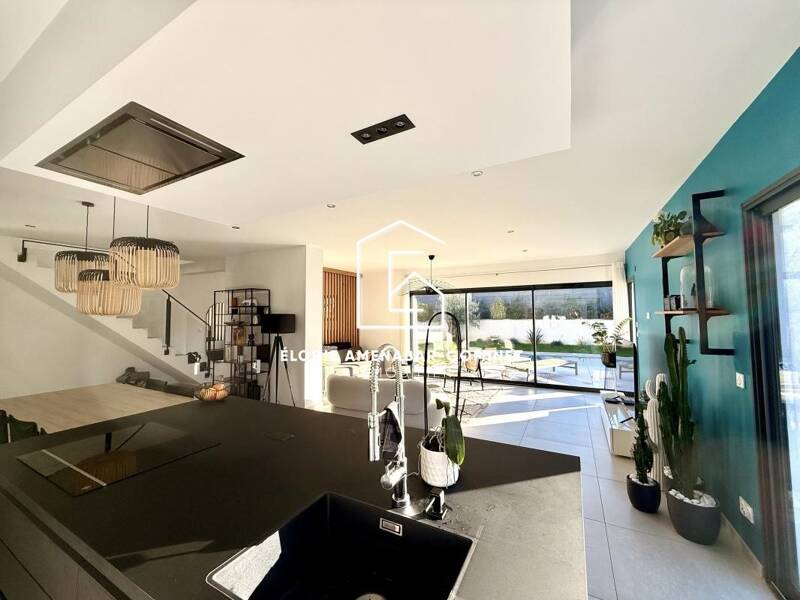 Maison à vendre, 157m², SATHONAY VILLAGE