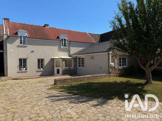 Maison à vendre 299 999 € 5 pièces 4 chambres 235 m² 1 903 m² de terrain Centre Guesnain 59287