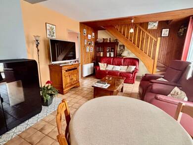 Maison à vendre 199 900 € 6 pièces 4 chambres 102,6 m² 2 518 m² de terrain La Suze-sur-Sarthe 72210