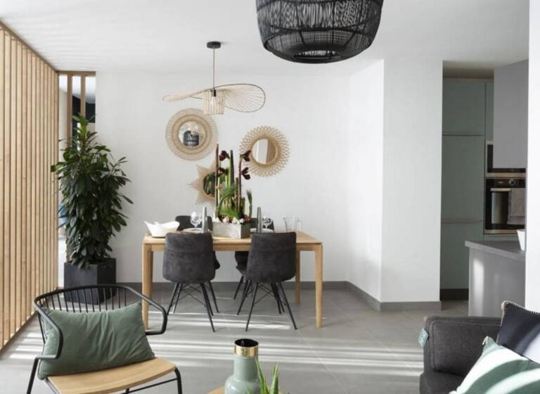 Appartement à vendre 615 000 € 4 pièces 3<br/>chambres 88 m²<br/>superficie 1er<br/>étage Coteaux du Bel Air Saint-Germain-en-Laye 78100