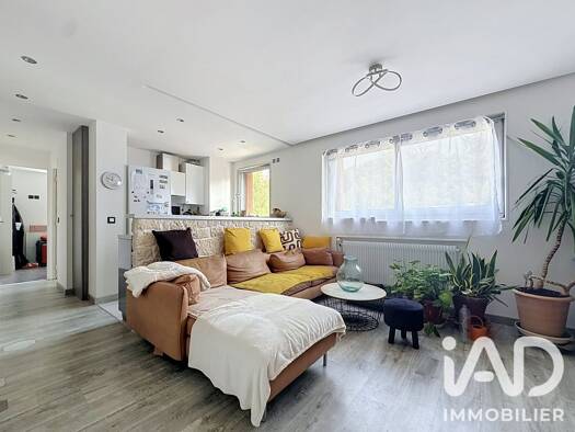 Appartement à vendre 229 000 € 3 pièces 2 chambres 52,35 m² Étage 1/1 Val d'Or Cormeilles-en-Parisis 95240