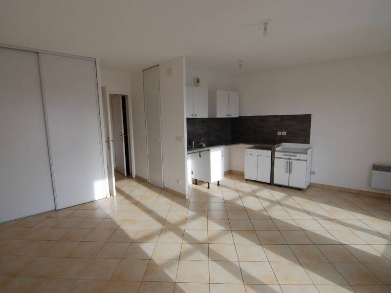 Maison à louer, 29m², OZOIR LA FERRIERE