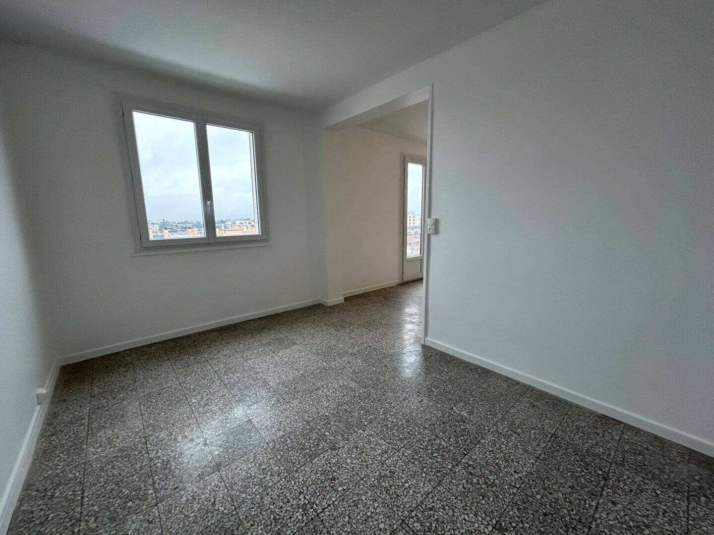 Maison à louer, 68m², SAINTE FOY LES LYON