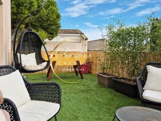 Duplex à vendre 250 000 € 3 pièces 2 chambres 73 m² Étage 2/2 Centre Ville Marsillargues 34590