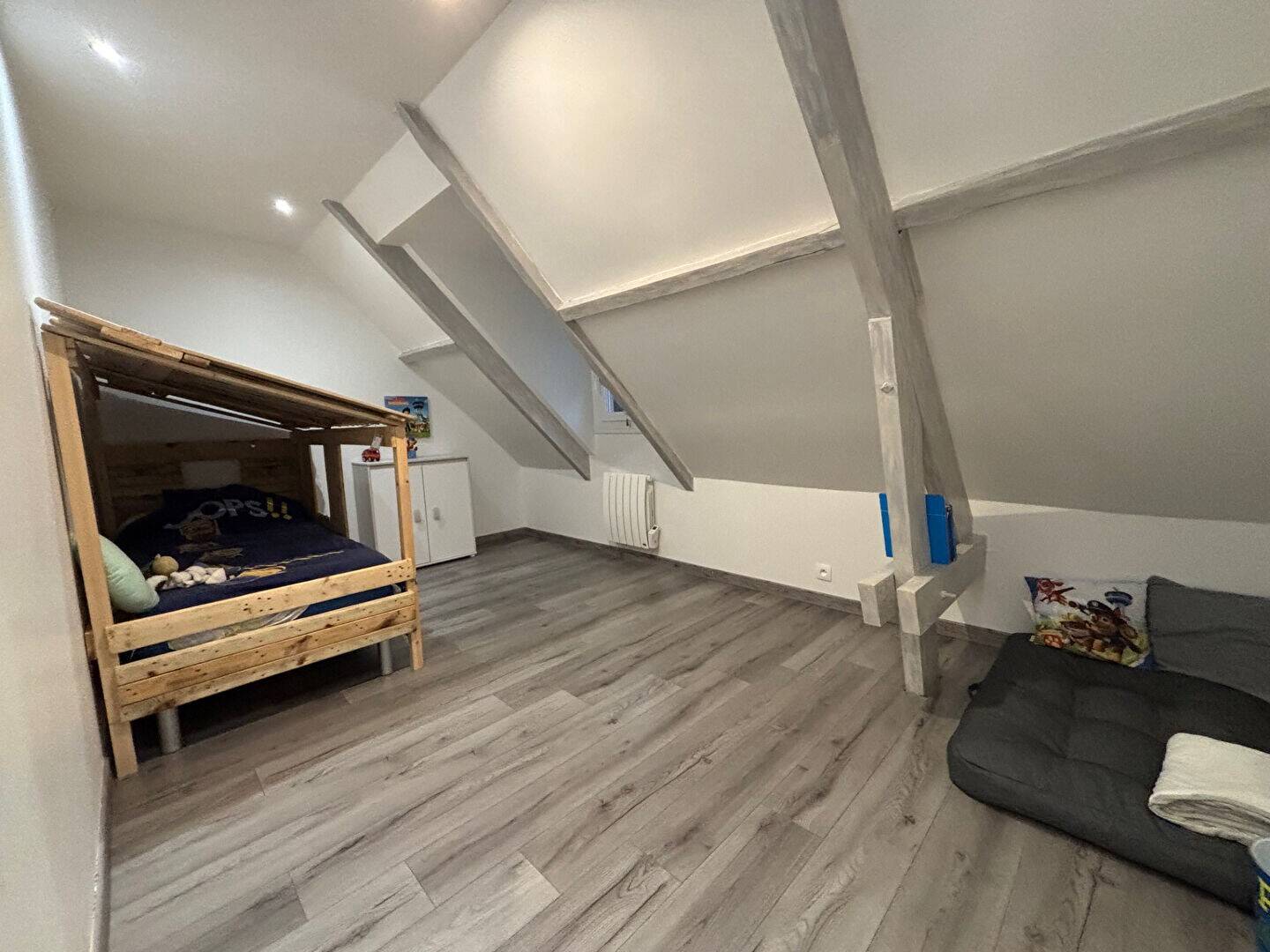 Maison à vendre, 126m², NEUILLY EN THELLE