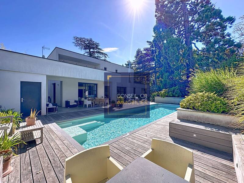 Maison à vendre, 234m², IRIGNY