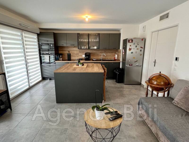 Maison à vendre, 59m², CHATEAUNEUF VILLEVIEILLE