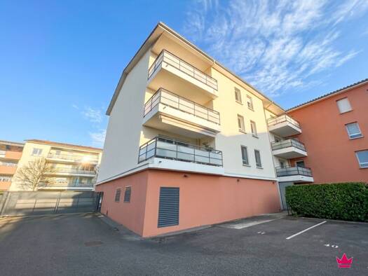 Appartement à louer 720 € 2 pièces 1 chambre 40 m² Étage 3/3 Villette-d'Anthon 38280