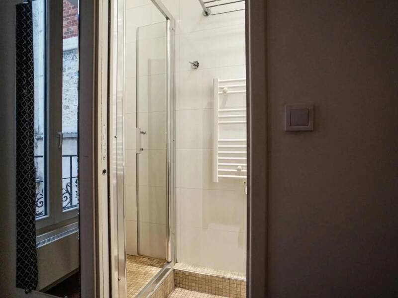 Maison à louer, 42m², PARIS 18E