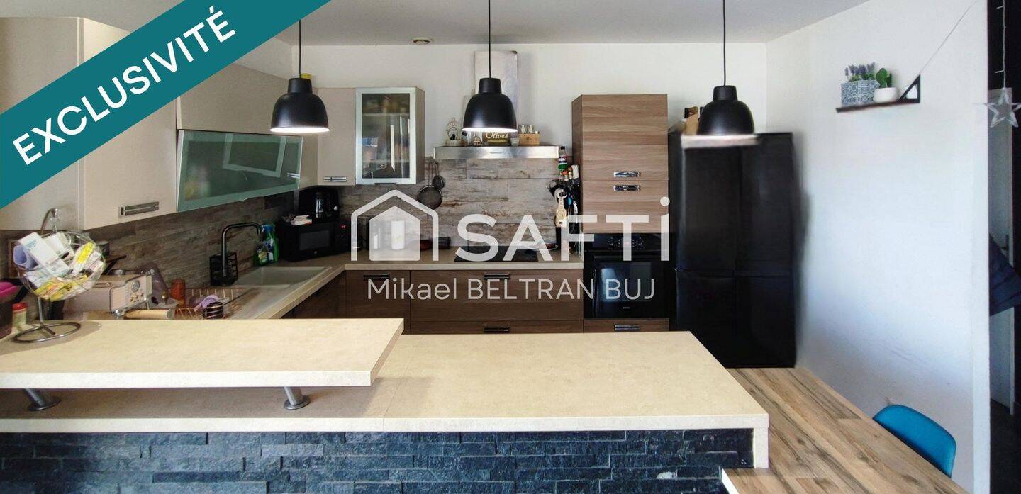 Maison à vendre, 180m², VIC LA GARDIOLE