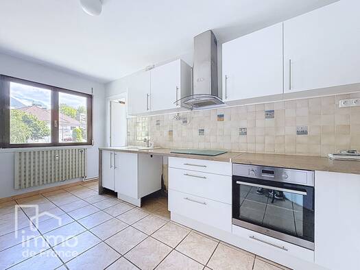 Appartement à louer 1 490 € 4 pièces 3 chambres 88 m² Étage 2/4 Arc Vouvray-Gare-Chatillon Valserhône 01200