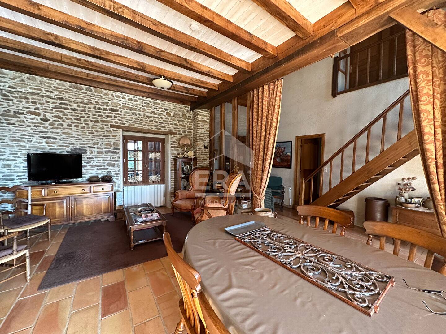Maison à vendre, 272m², EGUZON CHANTOME
