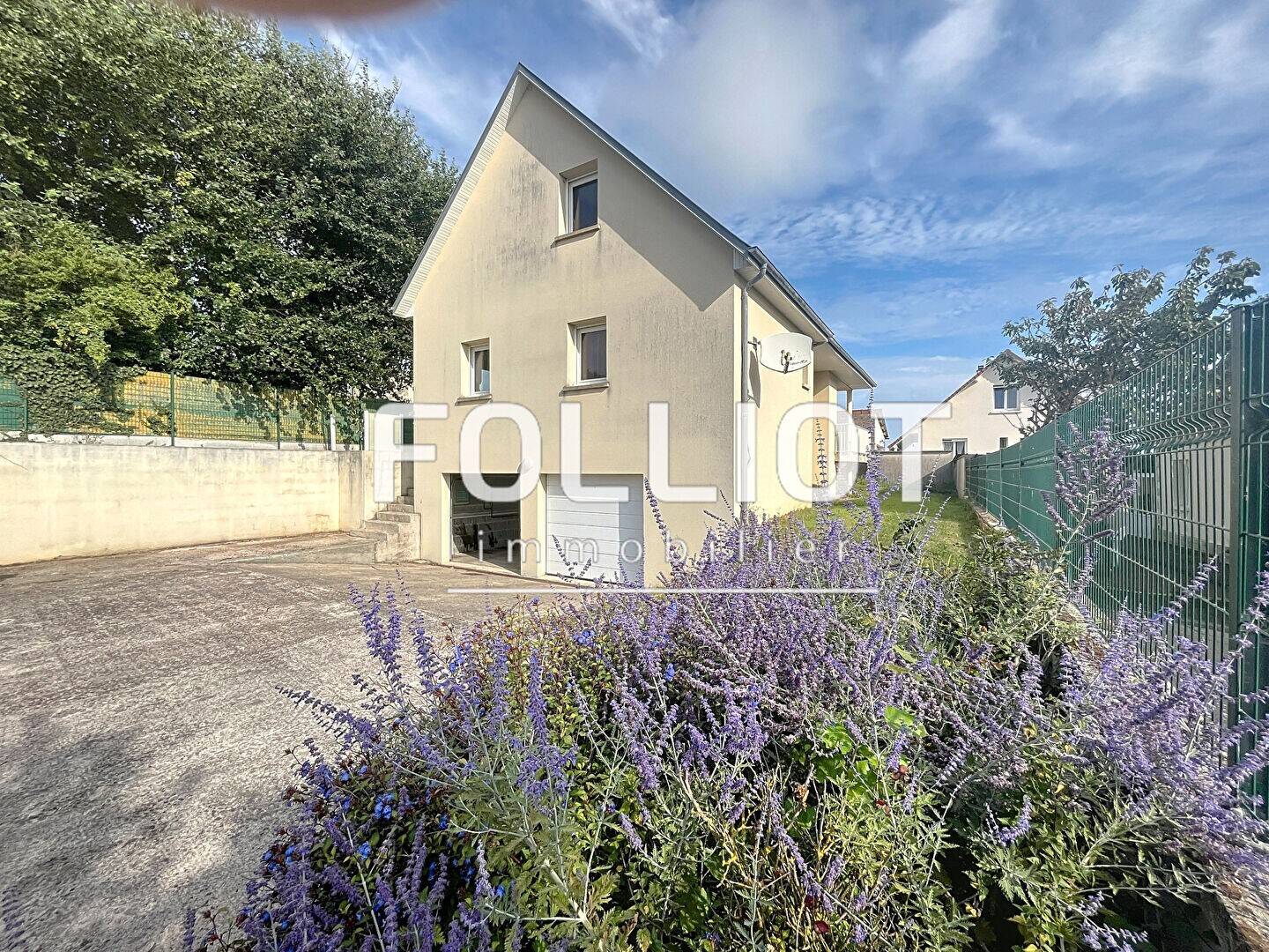 Maison à vendre, 137m², SAINT COME DE FRESNE