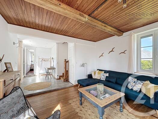 Maison à louer 1 200 € 3 pièces 2 chambres 84,1 m² 1 000 m² de terrain Douville-en-Auge 14430