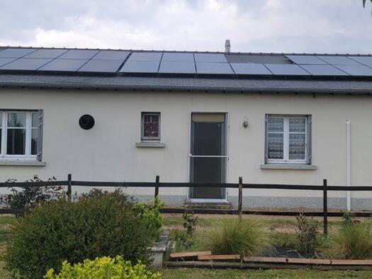 Maison de plain-pied à vendre 135 900 € 5 pièces 3 chambres 128 m² 1 199 m² de terrain Cré-sur-Loir 72200