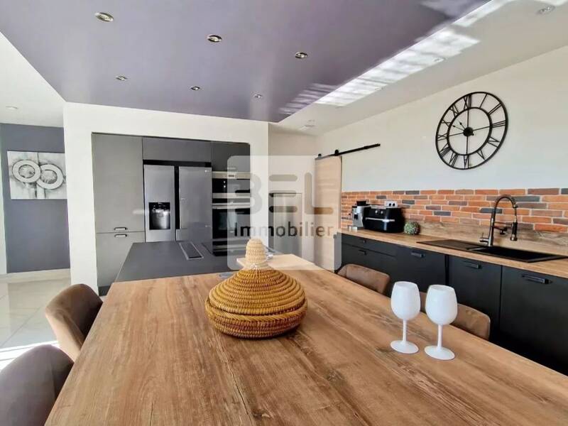 Maison à vendre, 205m², ROCHEFORT DU GARD