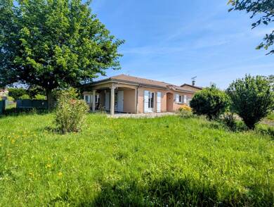 Maison de plain-pied à vendre 289 000 € 6 pièces 5 chambres 119 m² 1 013 m² de terrain Dompierre-sur-Veyle 01240