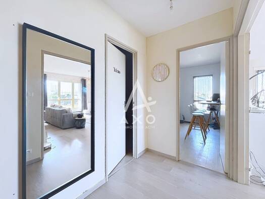 Appartement à vendre 79 900 € 3 pièces 2 chambres 70 m² Étage 1/3 Faiencerie Gien 45500