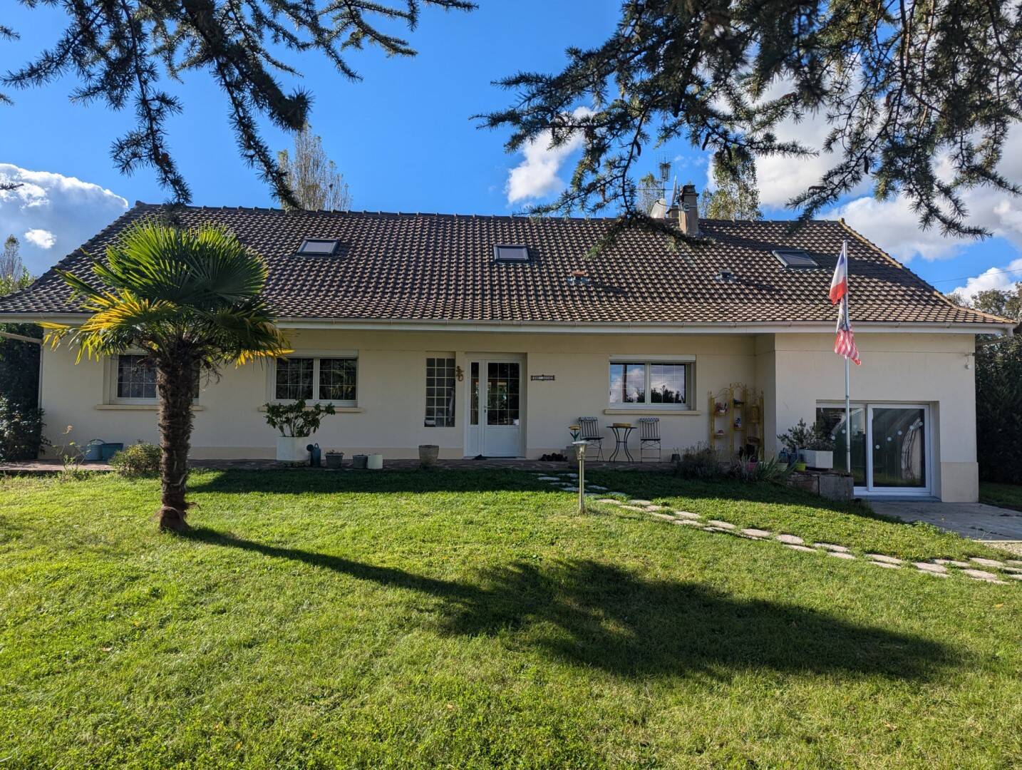 Maison à vendre, 217m², SAINT MAURICE SUR FESSARD