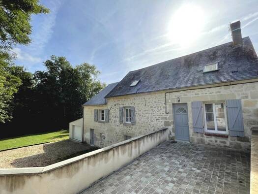 Villa à vendre 228 000 € 6 pièces 4 chambres 110 m² 989 m² de terrain Fère-en-Tardenois 02130