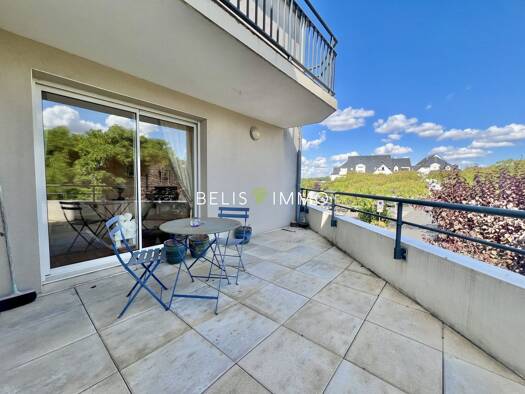 Appartement à vendre 273 000 € 5 pièces 3 chambres 83 m² Étage 1/3 Ouest Ville Ballan-Miré 37510