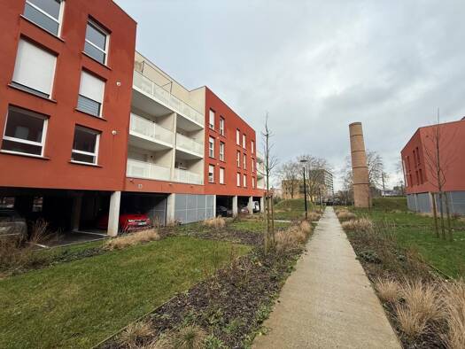 Appartement à louer 804 € 3 pièces 2 chambres 66 m² 2ème étage Justice-Fraternité-Linne-Chemin Neuf Roubaix 59100