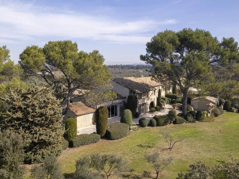 Maison à vendre, 390m², EYGALIERES